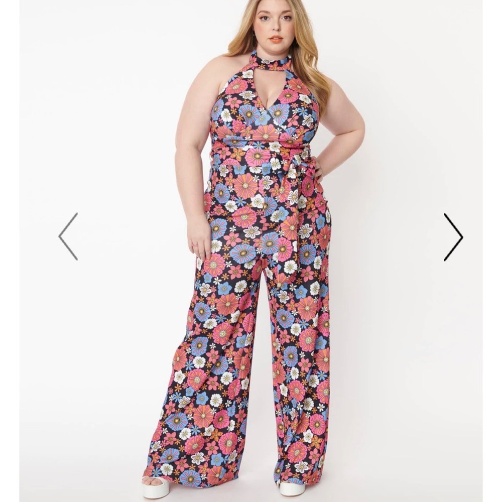Unique vintage Halter Smak Parlour Black Floral Glamour Goddess Jumpsuit.